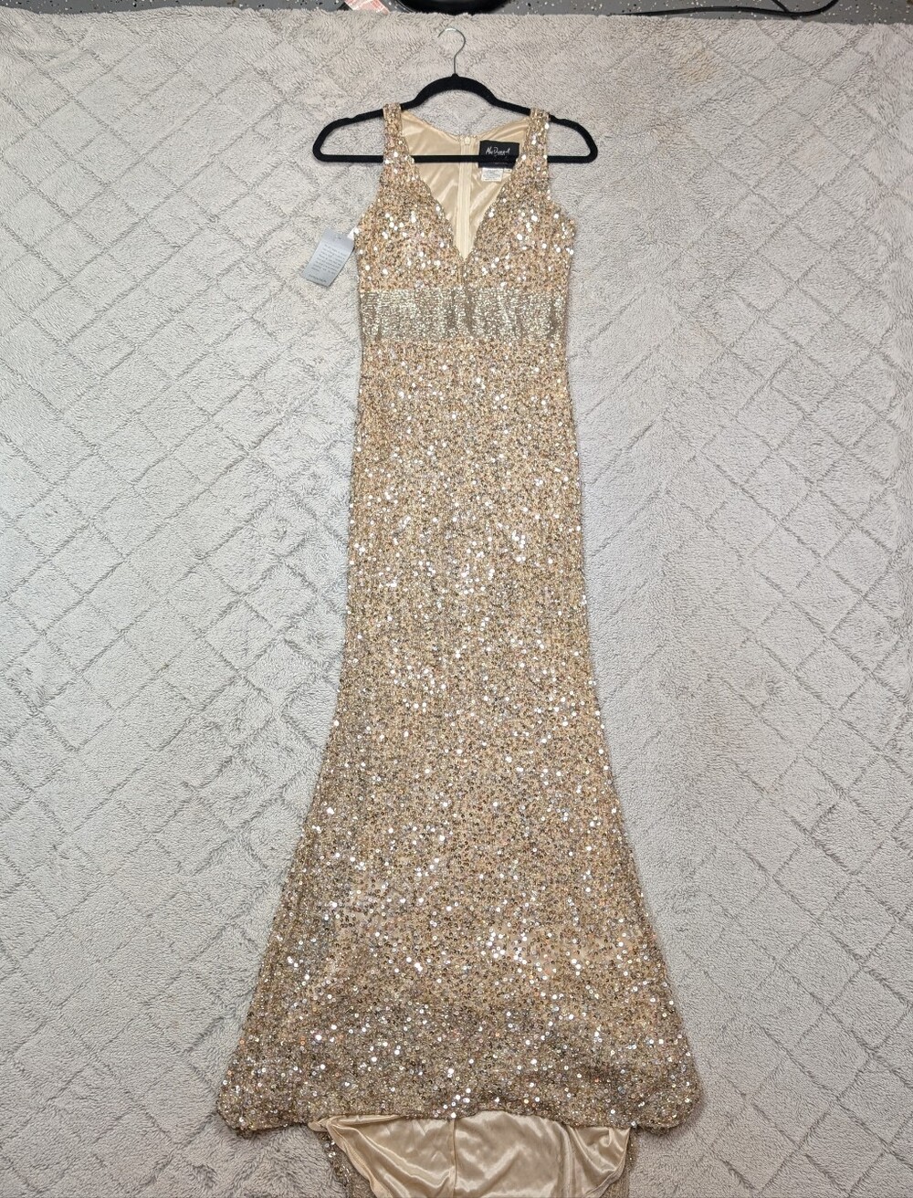 Mac Duggal Dress Womens 4 Gold Nude V-Neck Sequin Embellished Gown NEW